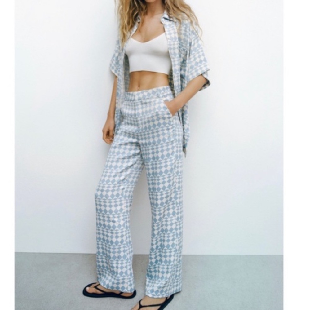 Unique Zara checkered silky set